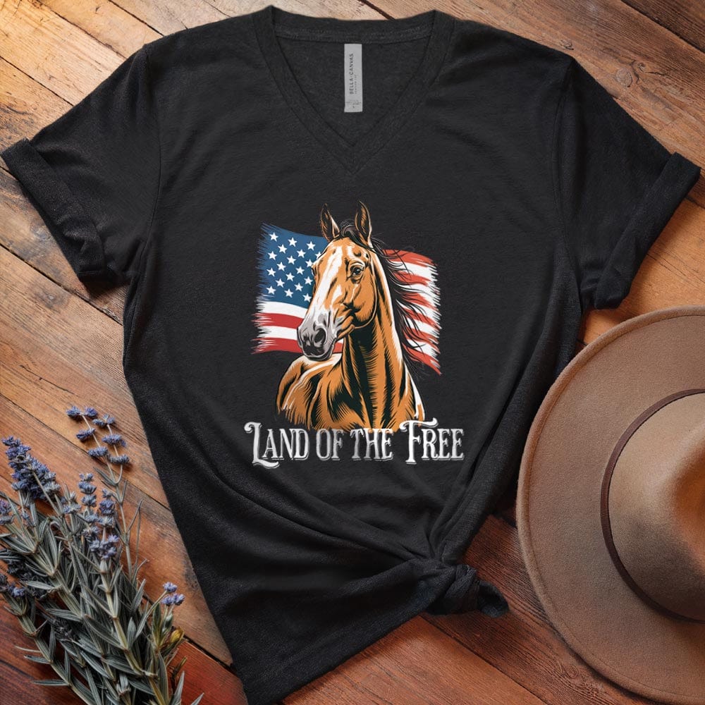 Horse Land of the Free - V-neck