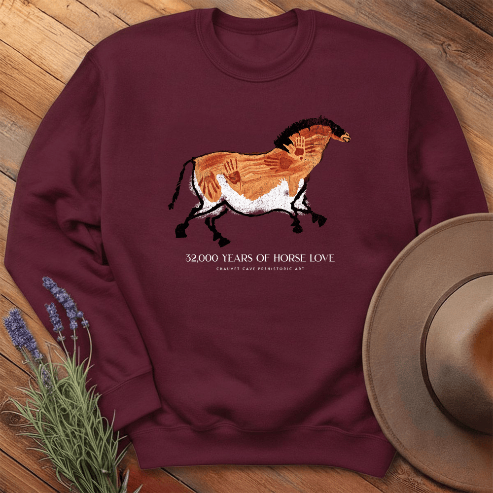32,000 years of Horse Love - Sweatshirt - Maroon