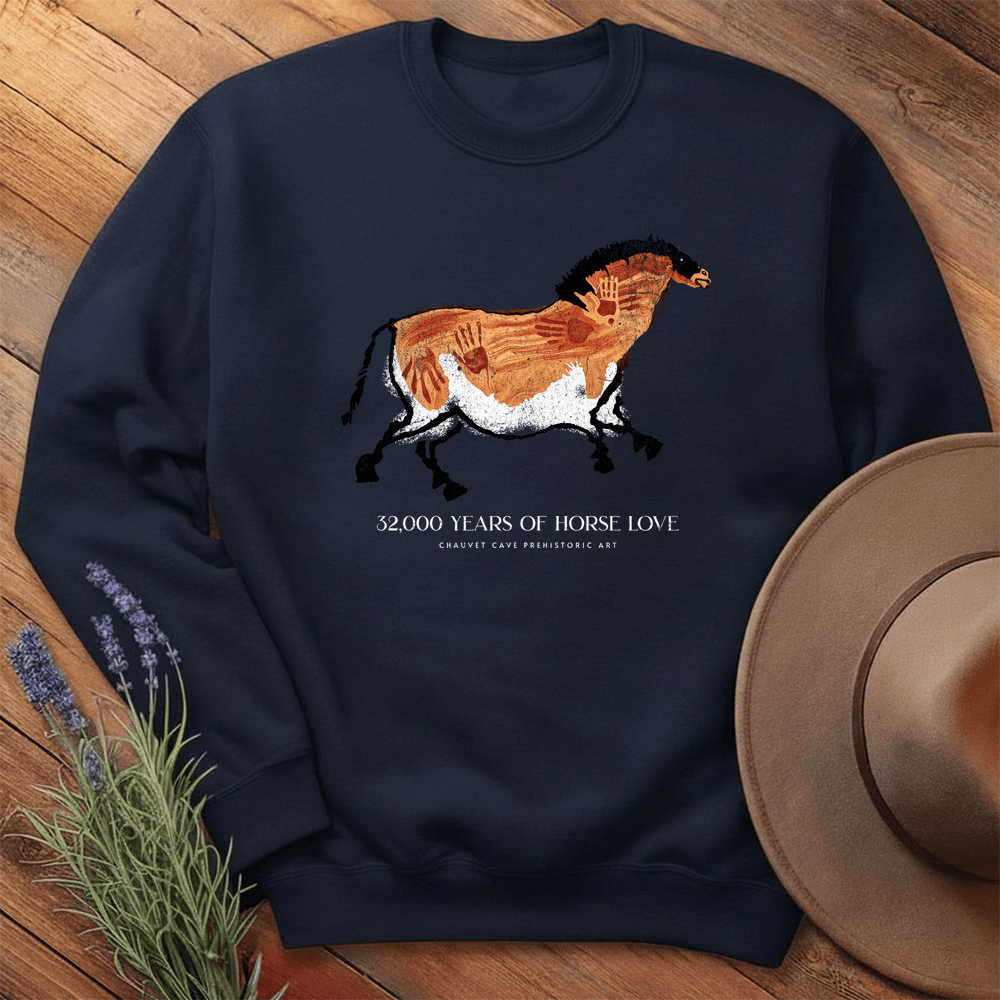 32,000 years of Horse Love - Sweatshirt - Navy