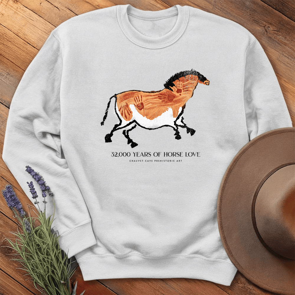 32,000 years of Horse Love - Sweatshirt - White